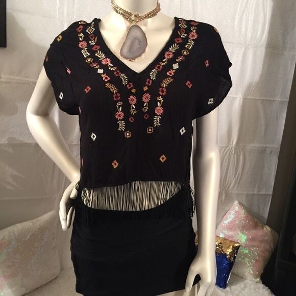 F21 BoHo Fringe Crop!  - Picture 1 of 5